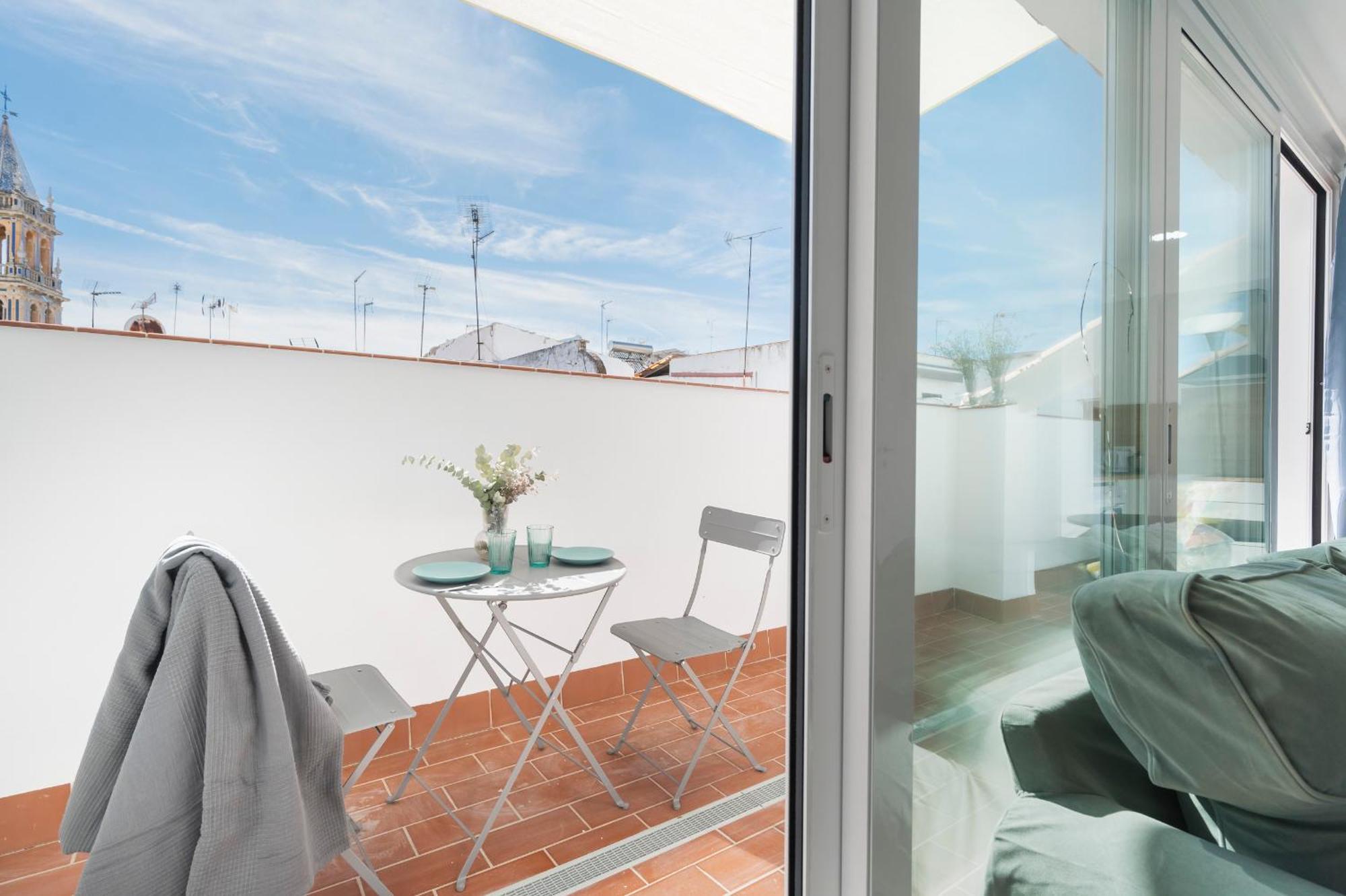 Apartament Anfitrion Triana 3 Sewilla Zewnętrze zdjęcie